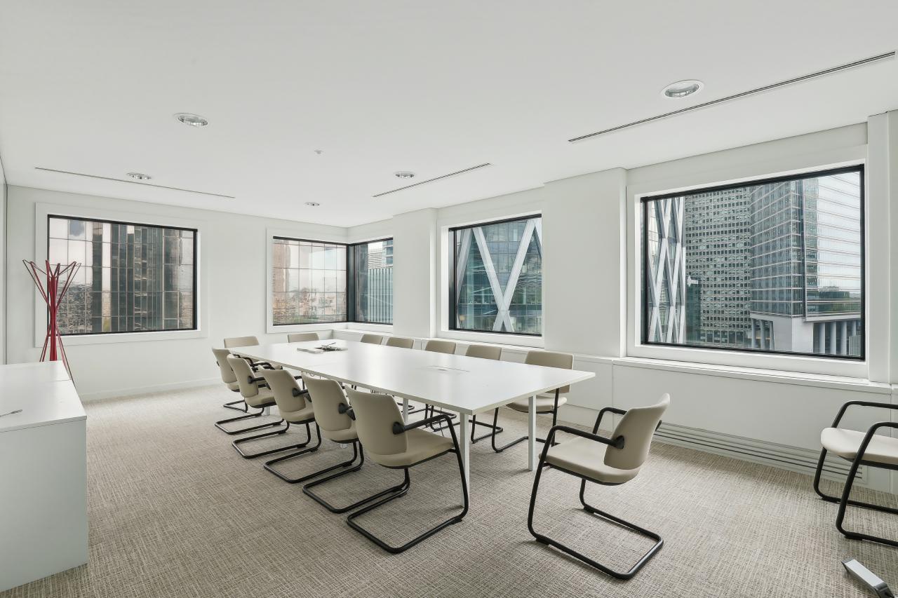 Bureau La Défense 9795m² Location bureau Courbevoie Hauts-de-Seine OLBUR2108130 1